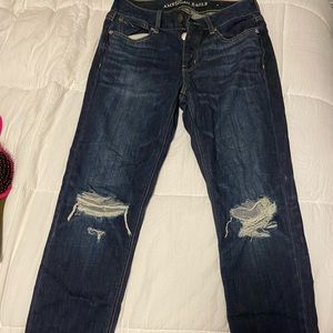 American eagle loose fitting jeans!